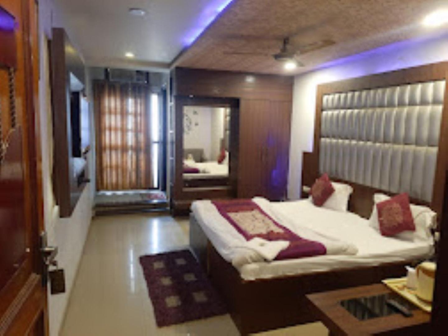 The Gagan Plaza Hotel Κανπούρ Εξωτερικό φωτογραφία